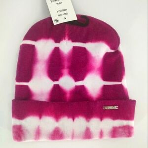 Steve Madden Tie Dye Magenta Beanie 1SFM